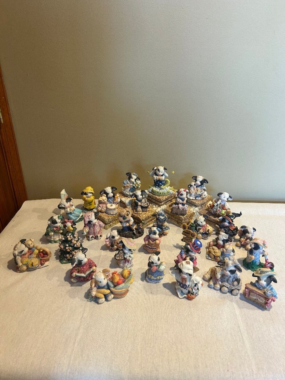 Vintage Mary’s Moo Moos / Collectible Cow Figurines 33 available